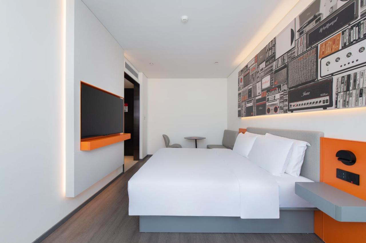 Hotel Ibis Li Wang Road, Jiaodong Airport à Jiaozhou Extérieur photo