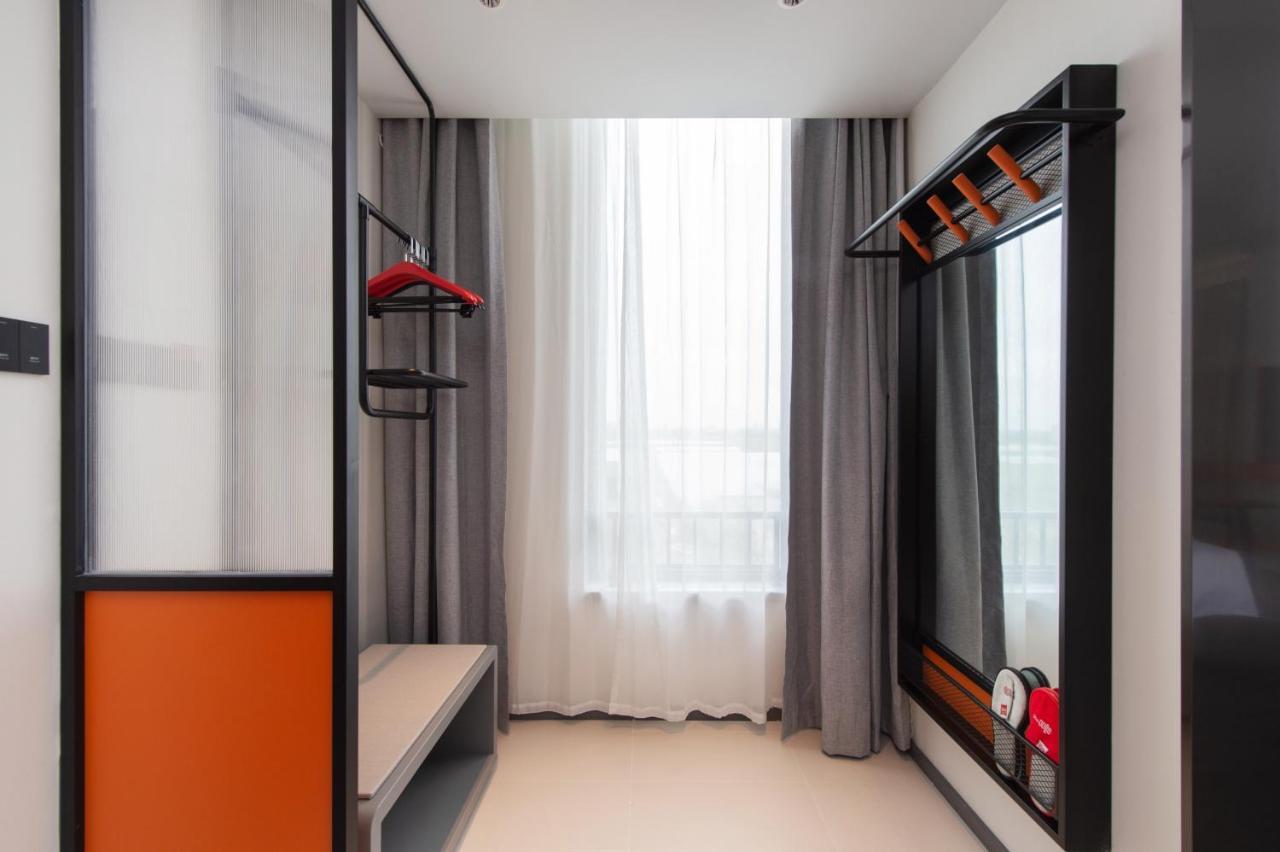 Hotel Ibis Li Wang Road, Jiaodong Airport à Jiaozhou Extérieur photo