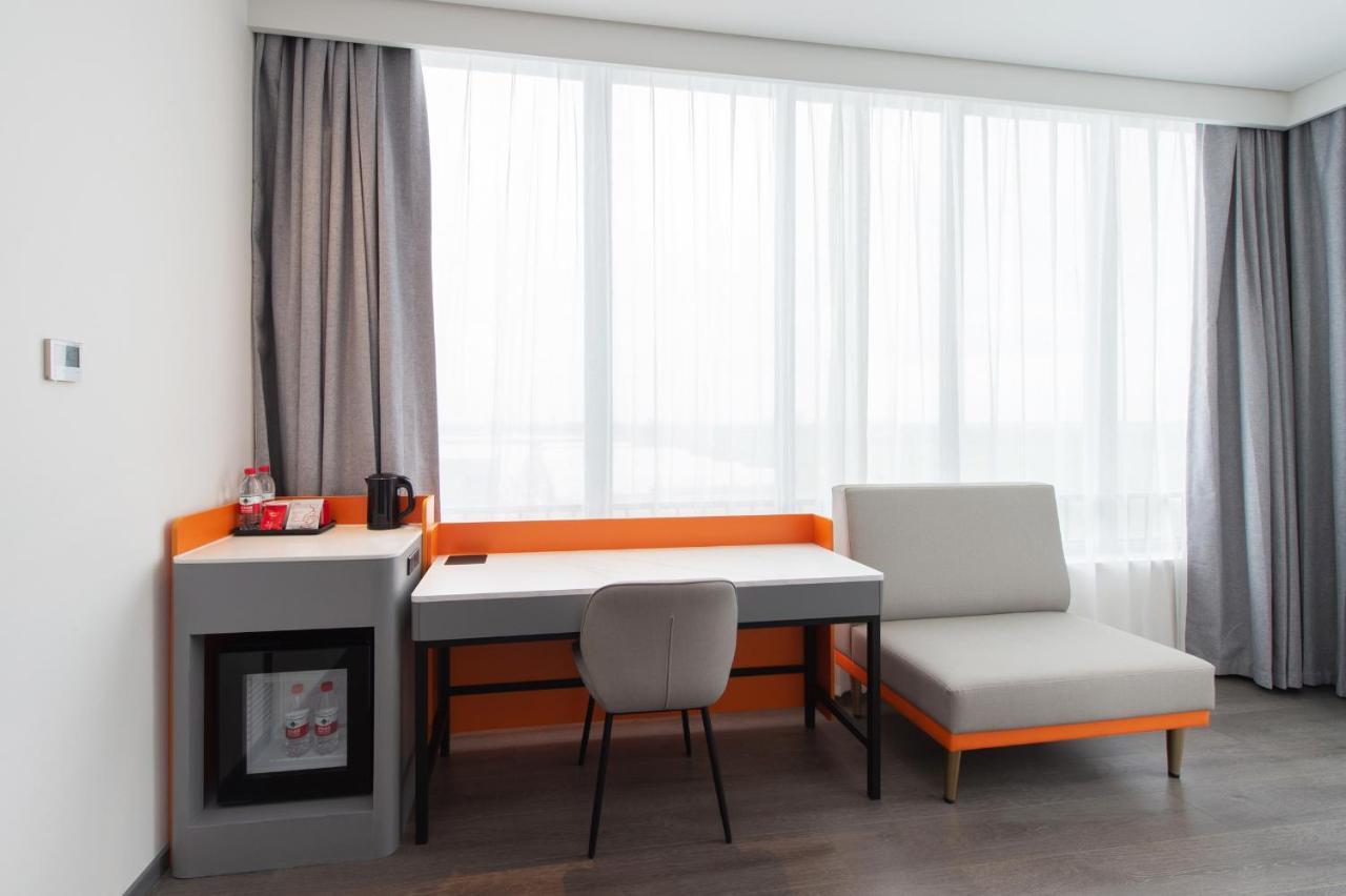Hotel Ibis Li Wang Road, Jiaodong Airport à Jiaozhou Extérieur photo